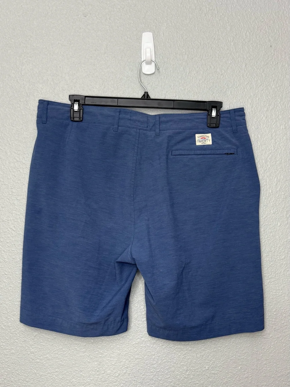 Faherty | All Day Belted Shorts | Heather Blue | Waist 36”